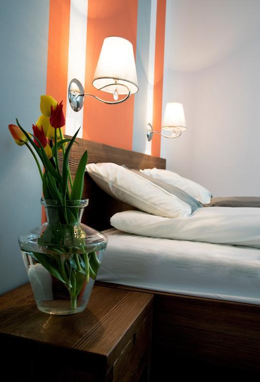 Gosciniec Hetman Bed & Breakfast Mikołajki Phòng bức ảnh