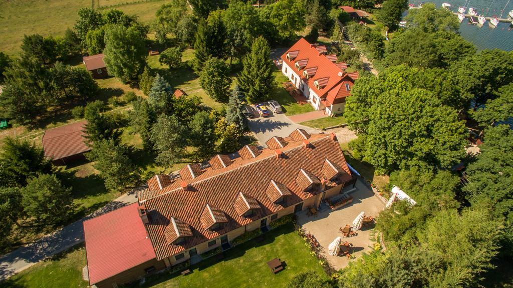 Gosciniec Hetman Bed & Breakfast Mikołajki Ngoại thất bức ảnh
